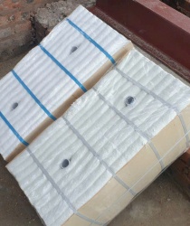 Bông gốm dạng khối